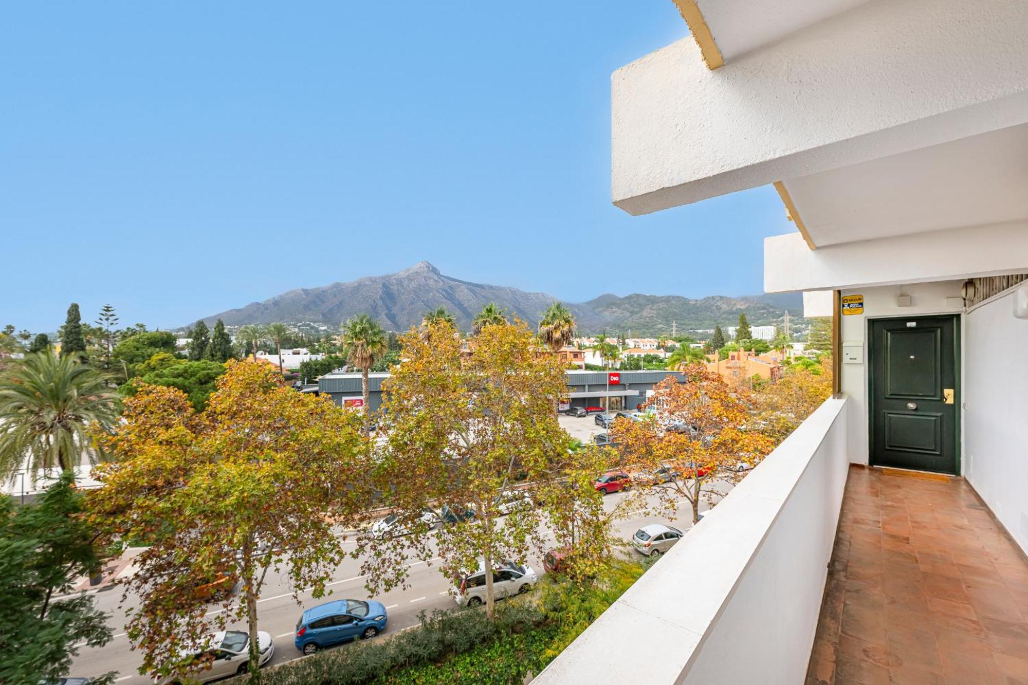 Apartment Bright Close To The Sea Marbella