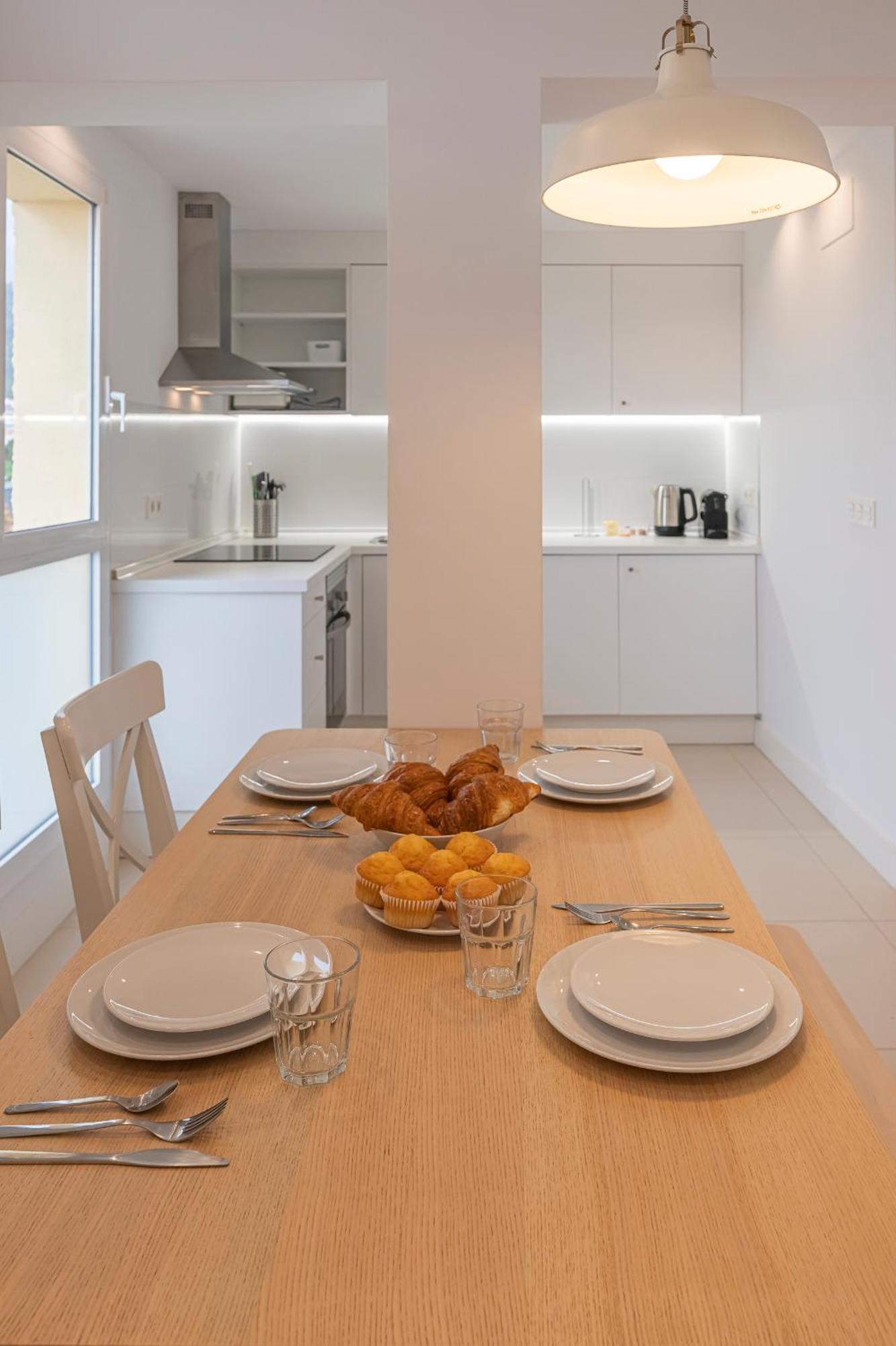 Apartment Bright Close To The Sea
